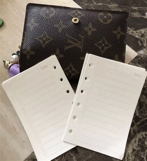 lv agenda pm refill size.